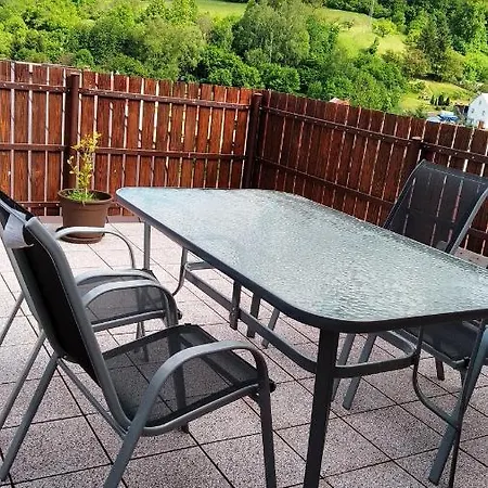 Apartmany Kukacci Hnizdo Benesov nad Ploucnici Exterior foto