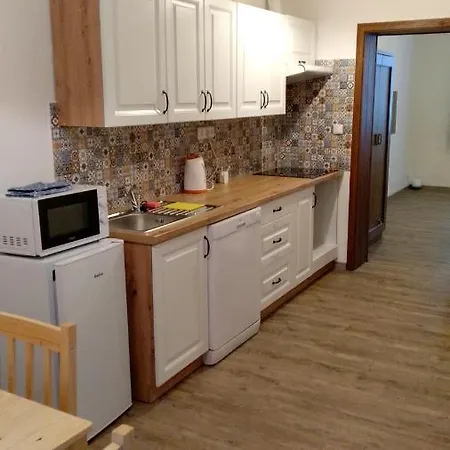 Apartmany Kukacci Hnizdo Benesov nad Ploucnici Exterior foto