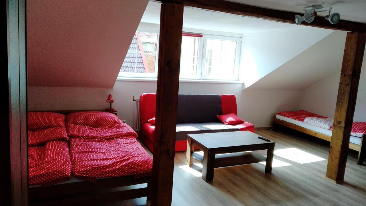 Apartment Kukacci Hnizdo Benesov nad Ploucnici